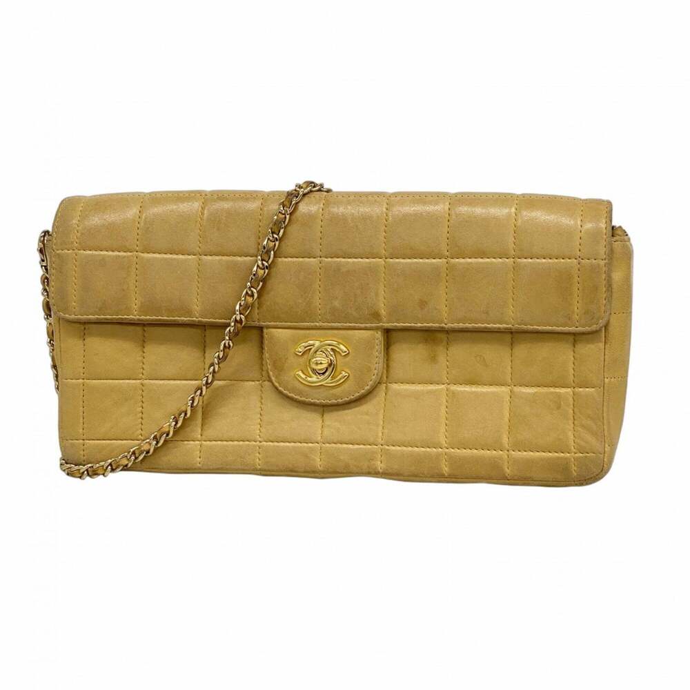 CHANEL Cream Lambskin Leather Shoulder Bag
